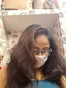 nisha 1110 online show from October 11, 2025, 5:25 pm