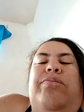 Snapshot of yaneth_ chatting on September 26, 2025, 3:30 pm yaneth online show from September 26, 2025, 3:30 pm