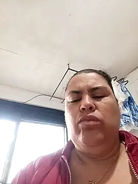 Snapshot of yaneth_ chatting on October 1, 2025, 5:28 pm yaneth online show from October 1, 2025, 5:28 pm