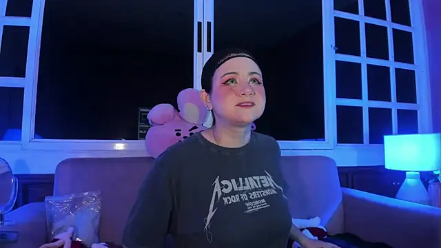 harimoon1 online show from December 1, 2025, 3:29 am