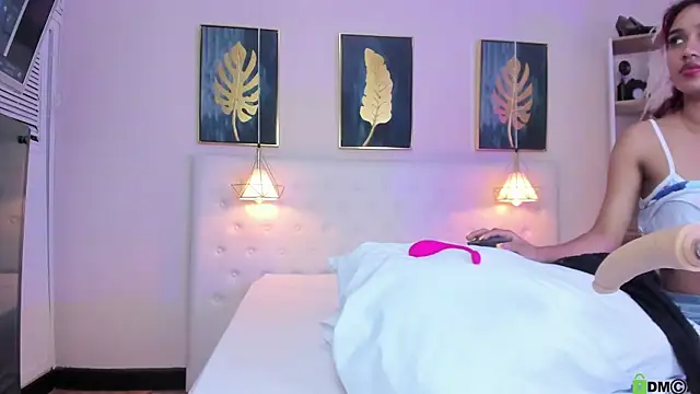 Cinnamon Star online show from September 24, 2025, 12:22 pm