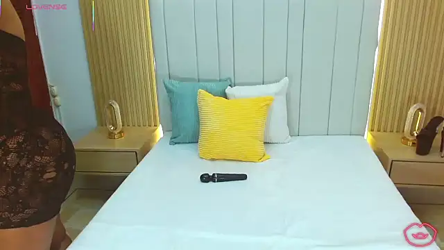 WildScarlet online show from October 27, 2025, 1:34 pm