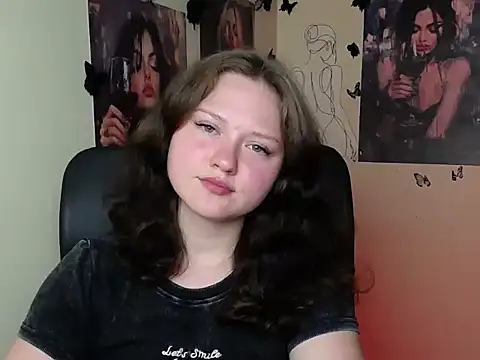 Snapshot of LadyAlice_ chatting on July 6, 2026, 6:10 pm LadyAlice online show from July 6, 2026, 6:10 pm