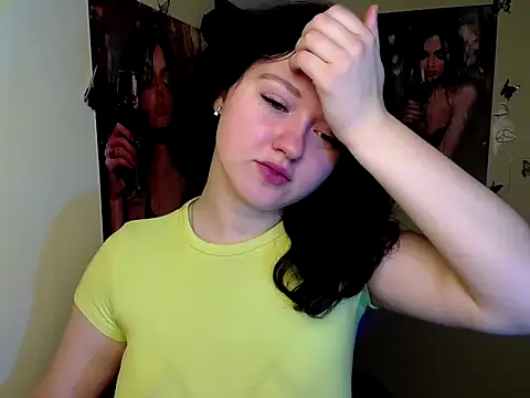 LadyAlice  online show from October 15, 2025, 6:11 am