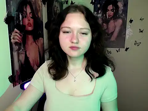 LadyAlice  online show from October 11, 2025, 6:14 am