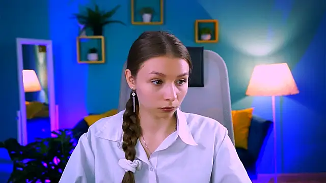 JulieDaniel online show from February 16, 2026, 8:57 am