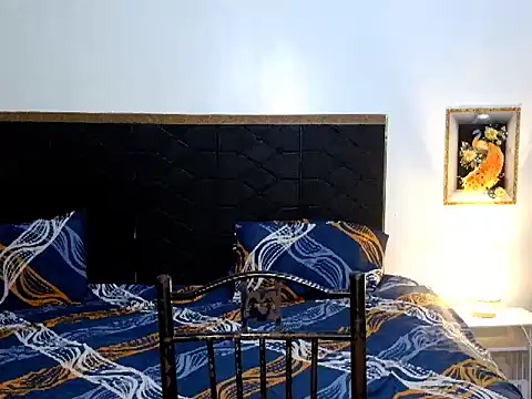 aneredfox online show from April 14, 2026, 9:42 pm