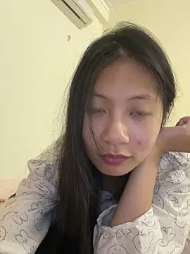 Lil-Gi online show from November 16, 2025, 4:56 pm