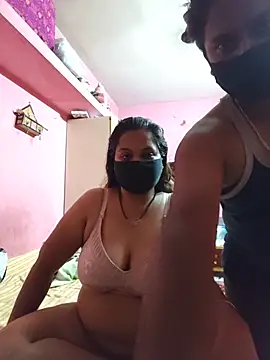 biggbobbsgirl online show from June 18, 2026, 6:02 pm