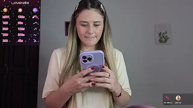 Veronika  Winslow  online show from November 4, 2025, 5:22 am