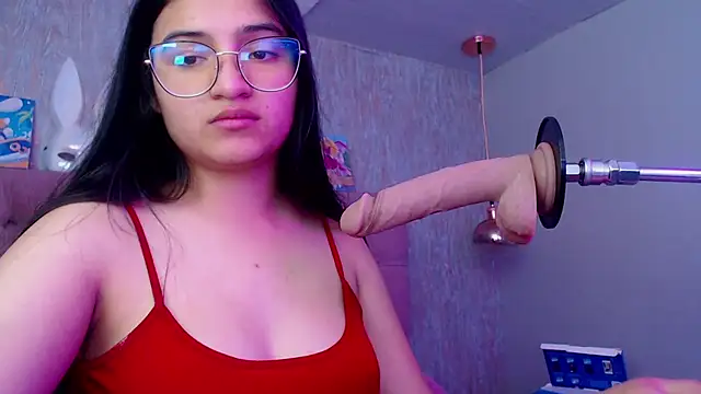 laurenelove online show from November 13, 2025, 3:54 am