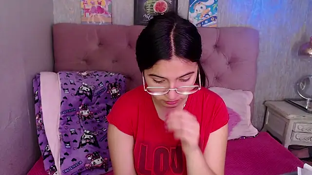 laurenelove online show from October 14, 2025, 3:51 am