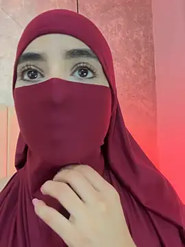 Snapshot of nayiraa_ chatting on May 21, 2026, 11:51 am nayiraa online show from May 21, 2026, 11:51 am
