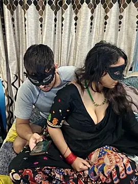 sexy42couple online show from November 24, 2025, 11:27 pm