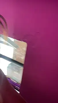 Tania Gate online show from November 11, 2025, 8:14 pm