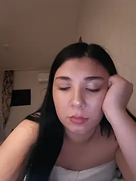 Ionii25 online show from September 21, 2025, 11:32 pm