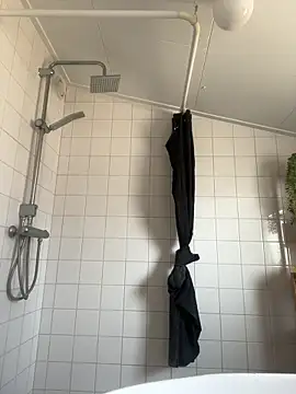 alfarolemmer online show from April 14, 2026, 8:52 am