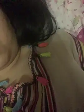 Snapshot of Roubi99six chatting on January 13, 2026, 4:05 am Roubi99six online show from January 13, 2026, 4:05 am