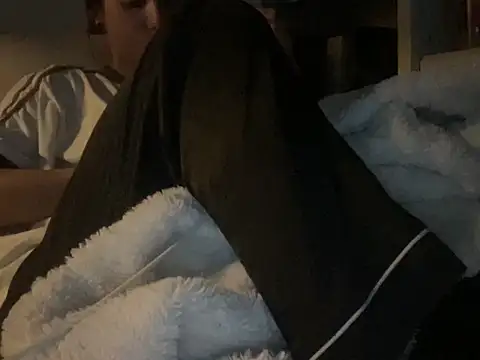 dddasani online show from October 2, 2025, 2:37 am