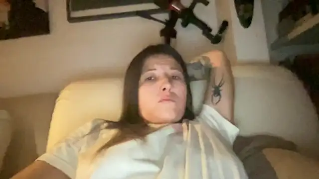 dddasani online show from October 12, 2025, 5:25 pm