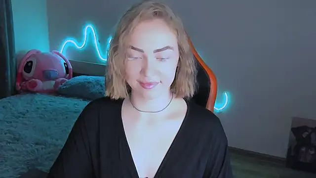 LaraKrein lk online show from March 15, 2026, 2:46 pm