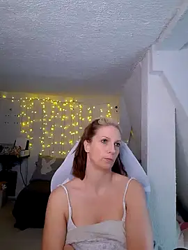 Snapshot of SexyJulia21 chatting on February 28, 2025, 12:20 pm SexyJulia21 online show from February 28, 2025, 12:20 pm