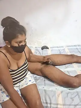 Snapshot of Amaayaa chatting on January 17, 2026, 11:30 pm Amaayaa online show from January 17, 2026, 11:30 pm