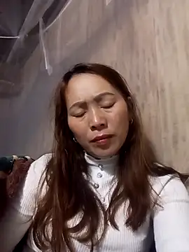 Bianly online show from November 5, 2025, 11:30 pm