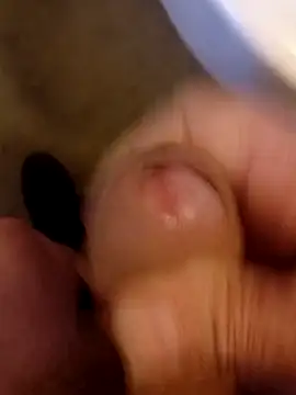 Snapshot of 69dagosto chatting on January 6, 2026, 5:17 pm 69dagosto online show from January 6, 2026, 5:17 pm