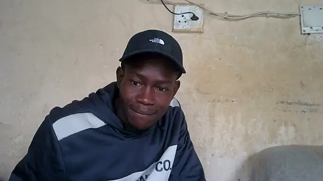 FeeingSplicing online show from November 10, 2025, 2:11 pm