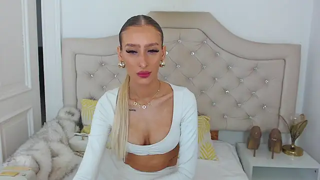 NatalieSensual online show from February 25, 2026, 10:04 am