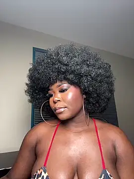 WomanNextdoor1 online show from February 1, 2026, 4:44 am