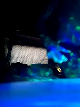 ShawnandDani7074 online show from December 21, 2025, 4:52 pm