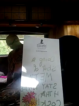 ShawnandDani7074 online show from April 14, 2026, 8:25 pm