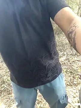 Snapshot of Aeroxx chatting on January 19, 2026, 4:27 am Aeroxx online show from January 19, 2026, 4:27 am