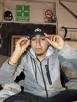 Snapshot of Shankortiz chatting on February 18, 2026, 4:03 pm Shankortiz online show from February 18, 2026, 4:03 pm