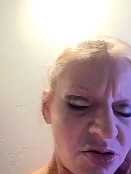 Snapshot of IrishGoddess69247 chatting on January 18, 2026, 6:00 pm IrishGoddess69247 online show from January 18, 2026, 6:00 pm