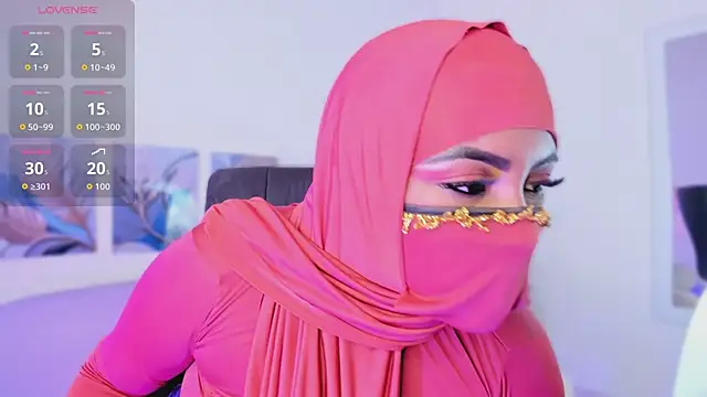 Snapshot of yasmin_elite chatting on February 17, 2026, 11:18 am yasmin elite online show from February 17, 2026, 11:18 am