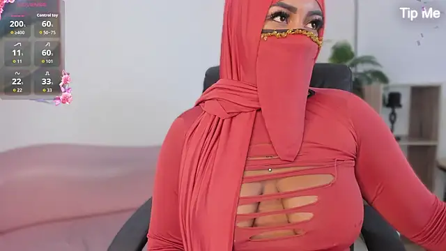 yasmin elite online show from November 18, 2025, 10:18 am