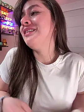 Sharon 07 online show from September 17, 2025, 11:40 pm