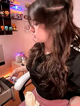 Sharon 07 online show from October 20, 2025, 11:38 pm