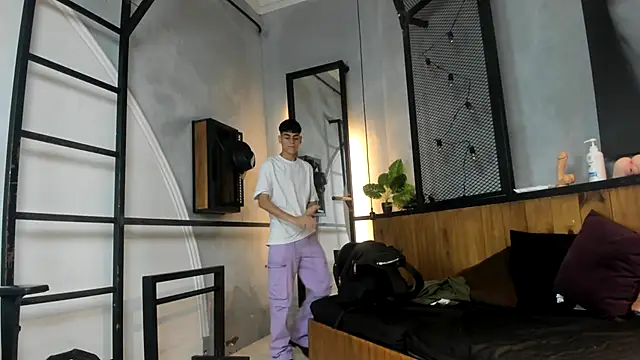 Dani mc1 online show from October 24, 2025, 11:31 am