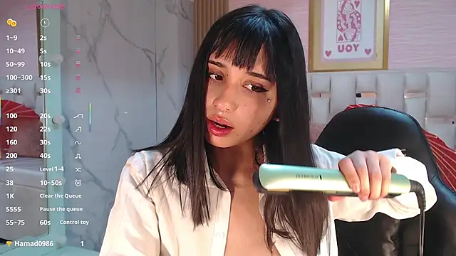 allyssa bellini s online show from September 30, 2025, 8:37 pm