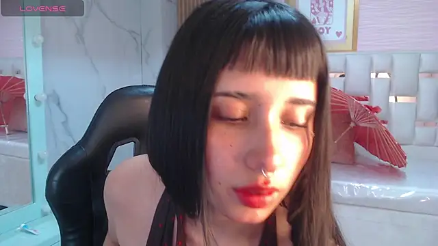 allyssa bellini s online show from November 1, 2025, 8:25 pm