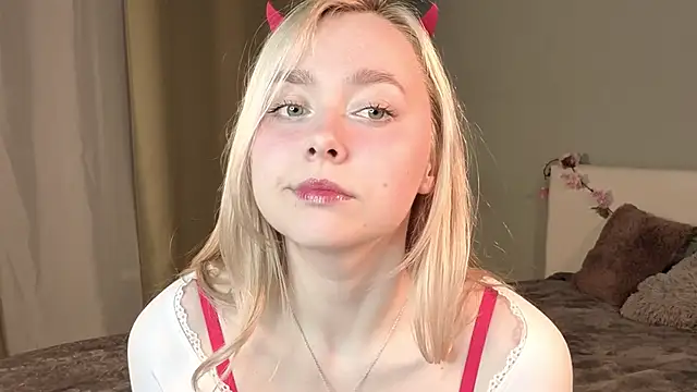 AccaCroyle online show from October 6, 2025, 8:20 pm