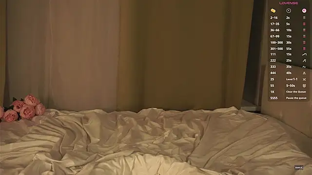 AccaCroyle online show from September 13, 2025, 5:35 pm