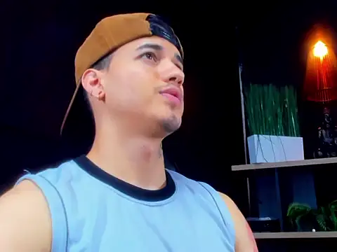 Snapshot of rocoo_santos chatting on July 8, 2026, 11:05 pm rocoo santos online show from July 8, 2026, 11:05 pm
