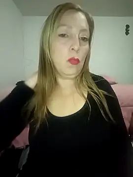 Estefania Arce online show from December 19, 2025, 1:42 am