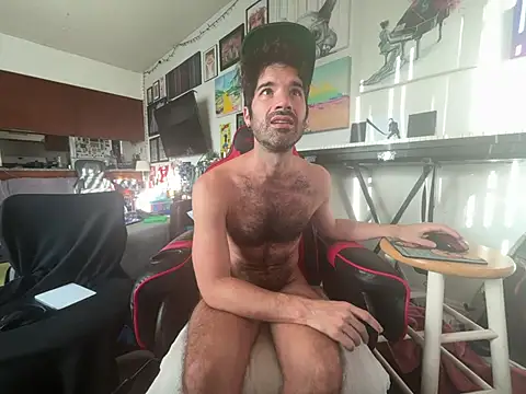 Pupscritch online show from July 7, 2026, 2:09 pm