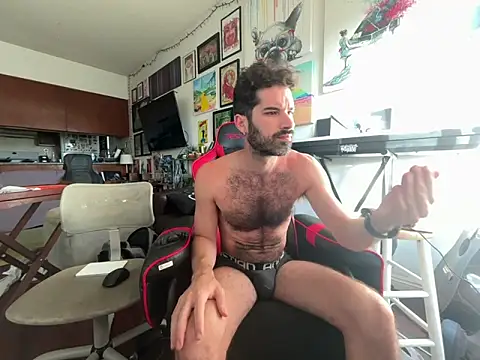 Pupscritch online show from May 28, 2026, 1:50 pm